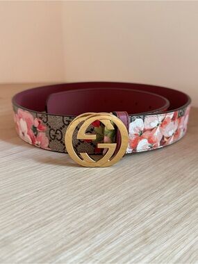 Gucci Floral GG Gold Buckle Belt in Pink and Beige